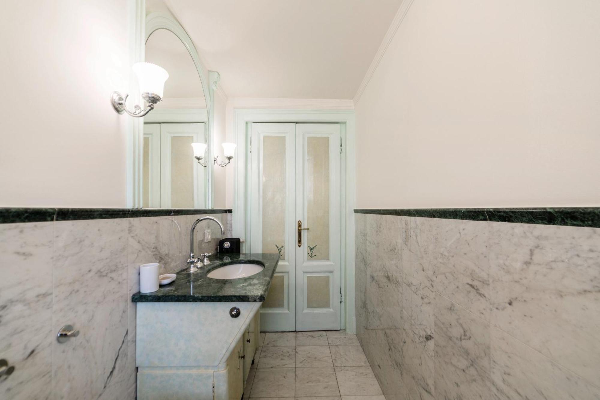 Casa Bella 16 - 8 Min To Metro, 15 Min To Lin Airport, University Area Мілан Екстер'єр фото
